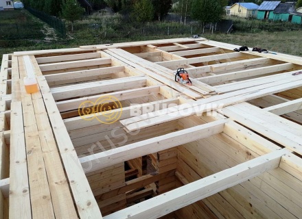 Дом из обрезного бруса 150х150 мм по индивидуальному проекту 