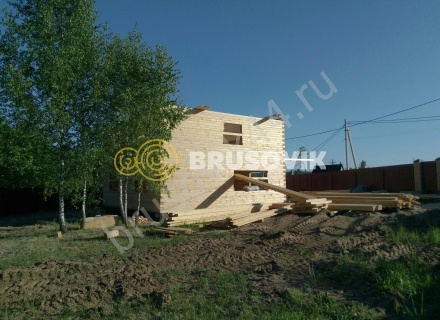 Дом по индивидуальному проекту из профилированного бруса 145х195 мм