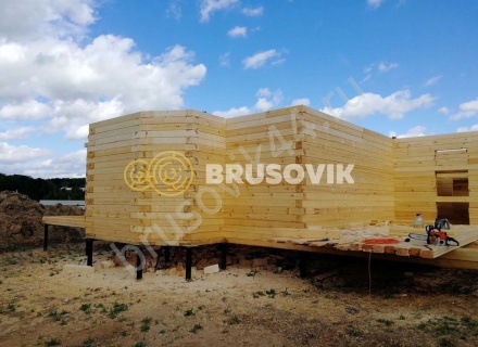 Дом из профилированного бруса 145х145 мм по индивидуальному проекту