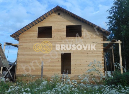 Деревянный брусовой дом