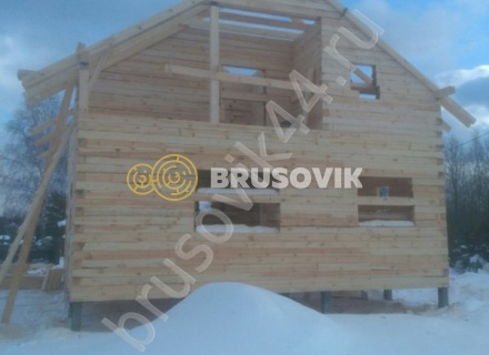 Дом 9,4х9,5 м по проекту № 1 из обрезного бруса 150х150 мм