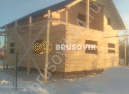 Дом 9,4х9,5 м по проекту № 1 из обрезного бруса 150х150 мм