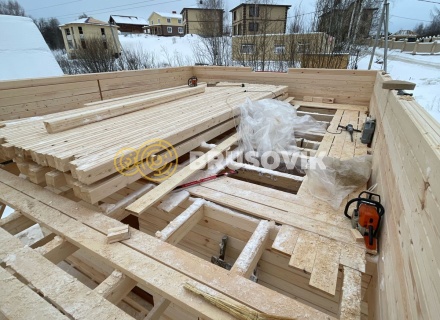 Полутораэтажный дом 6х8м с террасой из профилированного бруса 145х145мм по индивидуальному проекту в СТ Виктория, г. Кострома