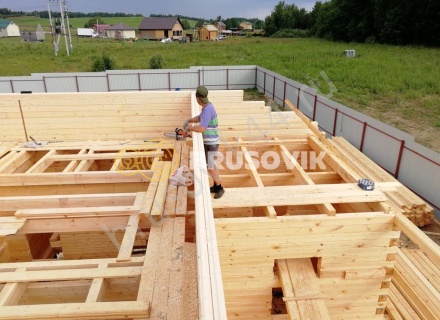 Дом из профилированного бруса 145х145 мм по индивидуальному проекту