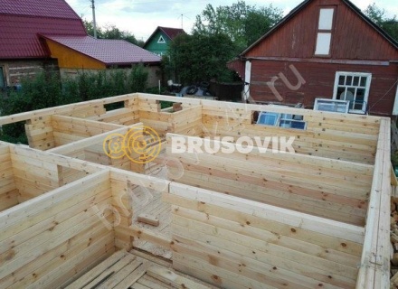 Дом 9,4х9,5 из профилированного бруса 145х195 мм