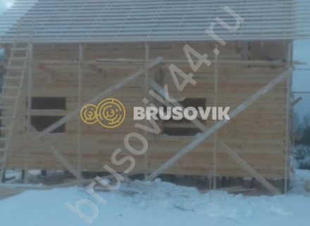 Дом 9,4х9,5 м по проекту № 1 из обрезного бруса 150х150 мм