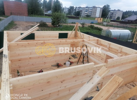 Дом 6х9м с ломаной крышей из профилированного бруса 145х145мм в с. Атепцево, Наро-Фоминский район, Московская область