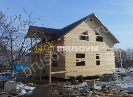 Зимнее строительство дома из бруса