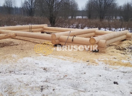 Баня 6х9 м в полтора этажа из строганного бревна ручной рубки в д. Никитское, городской округ Истра, Московская область