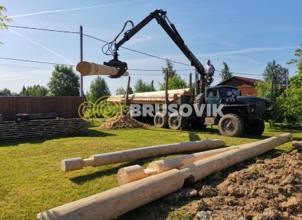 Баня 6х9 м в полтора этажа из строганного бревна ручной рубки в д. Никитское, городской округ Истра, Московская область