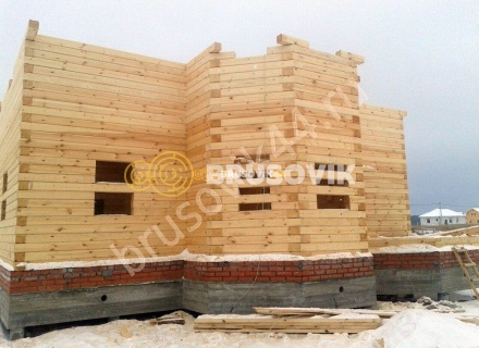 Дом 12х12 м из профилированного бруса 145х145 мм в Ленинградской области