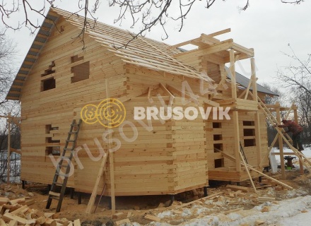 Зимнее строительство дома из бруса