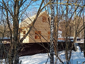 Дом 6х8 м из обрезного бруса 150х150 мм по проекту № 34  в селе Лужки, городской округ Истра, Московская область - фото процесса строительства