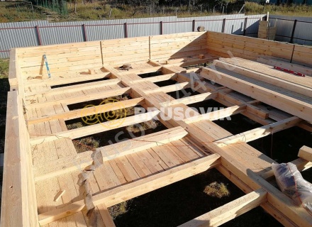 Дом из обрезного бруса 150х150 мм по индивидуальному проекту 