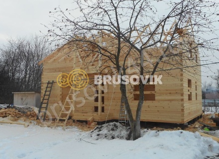 Зимнее строительство дома из бруса