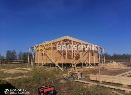 Одноэтажный дом 9х9м с шатровой крышей из профилированного бруса 145х145мм по индивидуальному проекту в д. Иванцево, Ивановский р-н
