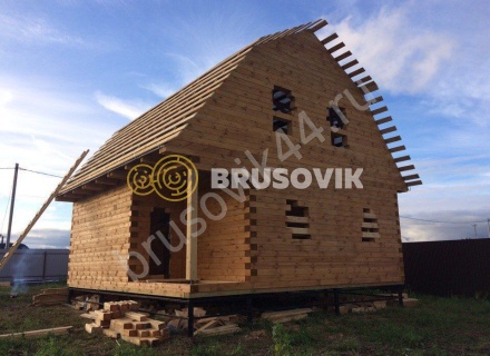 Деревянный дом из бруса с мансардой