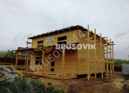 Дом по индивидуальному проекту из профилированного бруса 145х195 мм