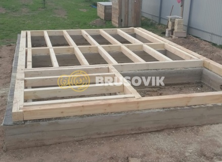 Баня 4,5х4,5 м с террасой 3х4,5 м из обрезного бруса 150х150 мм по индивидуальному проекту в д. Зарубино, Костромской район