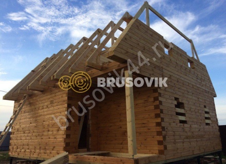 Деревянный дом из бруса с мансардой