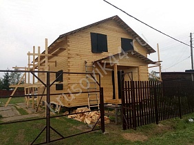 Дом из профилированного бруса 145х145 мм - фото процесса строительства