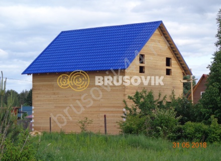 Дом по индивидуальному проекту из обрезного бруса 150х150 мм