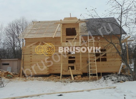 Зимнее строительство дома из бруса