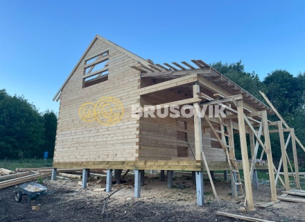 Полутораэтажный дом 6х8м с открытой террасой 2,5х6м из профилированного бруса 145х145мм в д. Богословка, Рыбновский район, Рязанская область