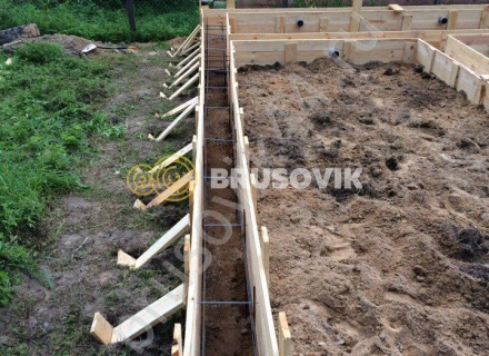 Возведение фундамента