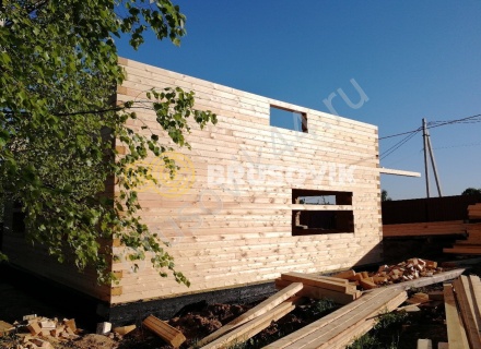 Дом по индивидуальному проекту из профилированного бруса 145х195 мм