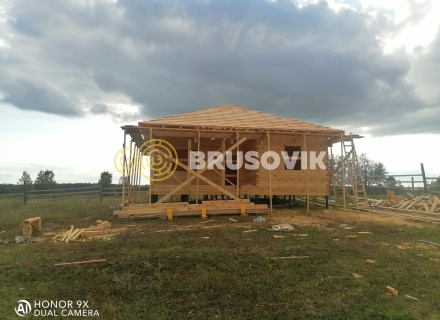 Одноэтажный дом 9х9м с шатровой крышей из профилированного бруса 145х145мм по индивидуальному проекту в д. Иванцево, Ивановский р-н