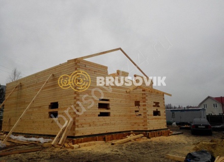 Большой жилой дом из бруса