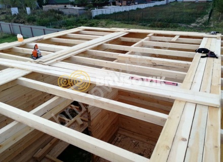 Дом из обрезного бруса 150х150 мм по индивидуальному проекту 