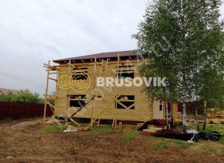 Дом по индивидуальному проекту из профилированного бруса 145х195 мм