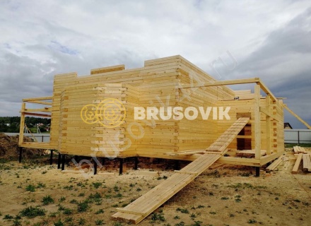 Дом из профилированного бруса 145х145 мм по индивидуальному проекту