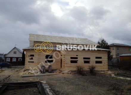 Большой жилой дом из бруса