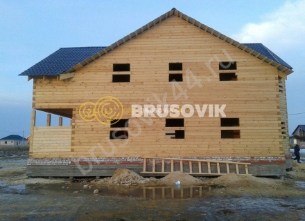 Дом 12х12 м из профилированного бруса 145х145 мм в Ленинградской области