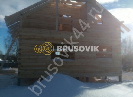 Дом 9,4х9,5 м по проекту № 1 из обрезного бруса 150х150 мм