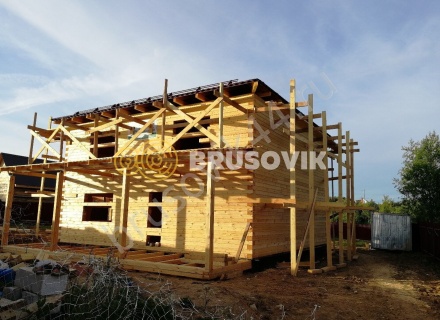 Дом по индивидуальному проекту из профилированного бруса 145х195 мм