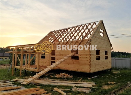 Дом 6х9 м из профилированного бруса 145х145 мм в коттеджном посёлке Барсово, д. Малые Петрищи, городской округ Щёлково, Московская область