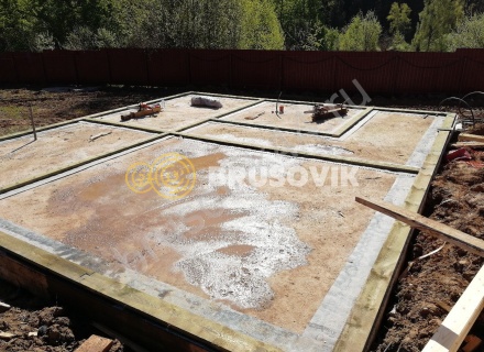 Дом по индивидуальному проекту из профилированного бруса 145х195 мм