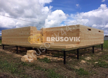 Деревянный дом из бруса с мансардой