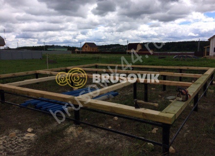 Деревянный дом из бруса с мансардой