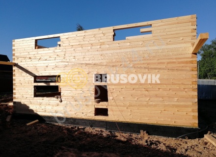 Дом по индивидуальному проекту из профилированного бруса 145х195 мм