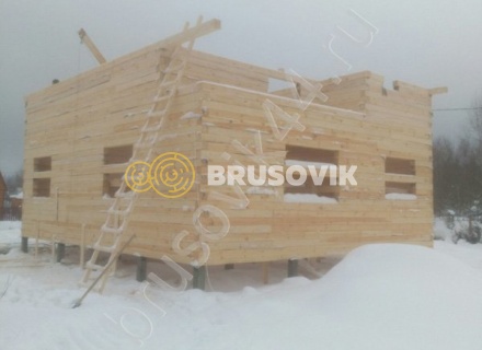 Дом 9,4х9,5 м по проекту № 1 из обрезного бруса 150х150 мм