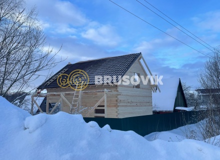 Полутораэтажный дом 6х8м с террасой из профилированного бруса 145х145мм по индивидуальному проекту в СТ Виктория, г. Кострома