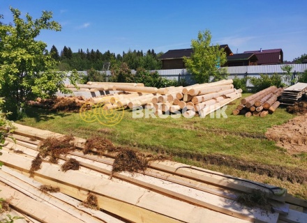 Баня 6х9 м в полтора этажа из строганного бревна ручной рубки в д. Никитское, городской округ Истра, Московская область