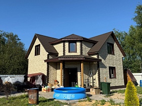 Внешняя отделка ранее построенного дома в с. Ивановское, Чеховский район, Московская область - фото процесса строительства