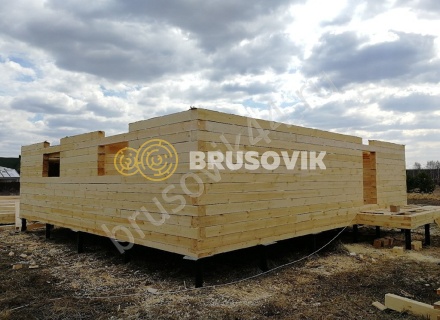 Дом 8,6х8,2, по проекту № 21 из обрезного бруса 150х150 мм