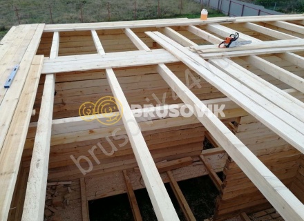 Дом из обрезного бруса 150х150 мм по индивидуальному проекту 